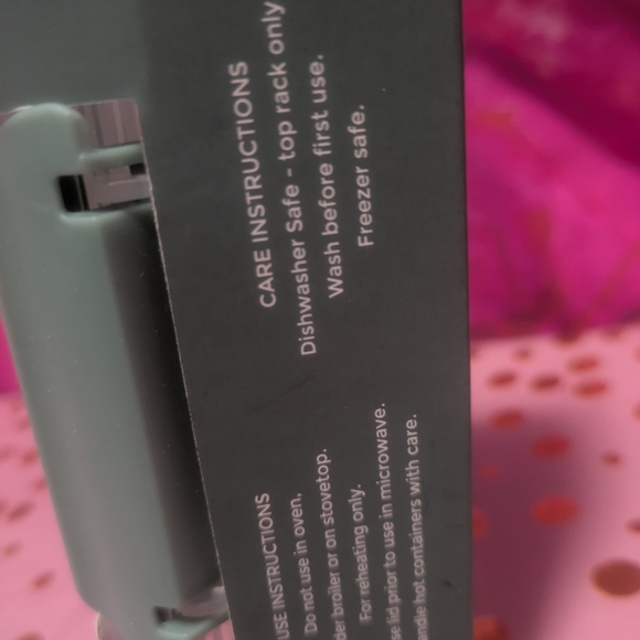 CWC Green Snack & Dip Container - Picture 9 of 13